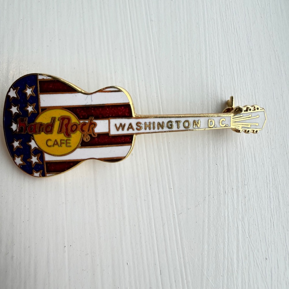 Hard Rock Cafe Washington DC Guitar Brooch Pin American Flag Patriotic Gold Tone